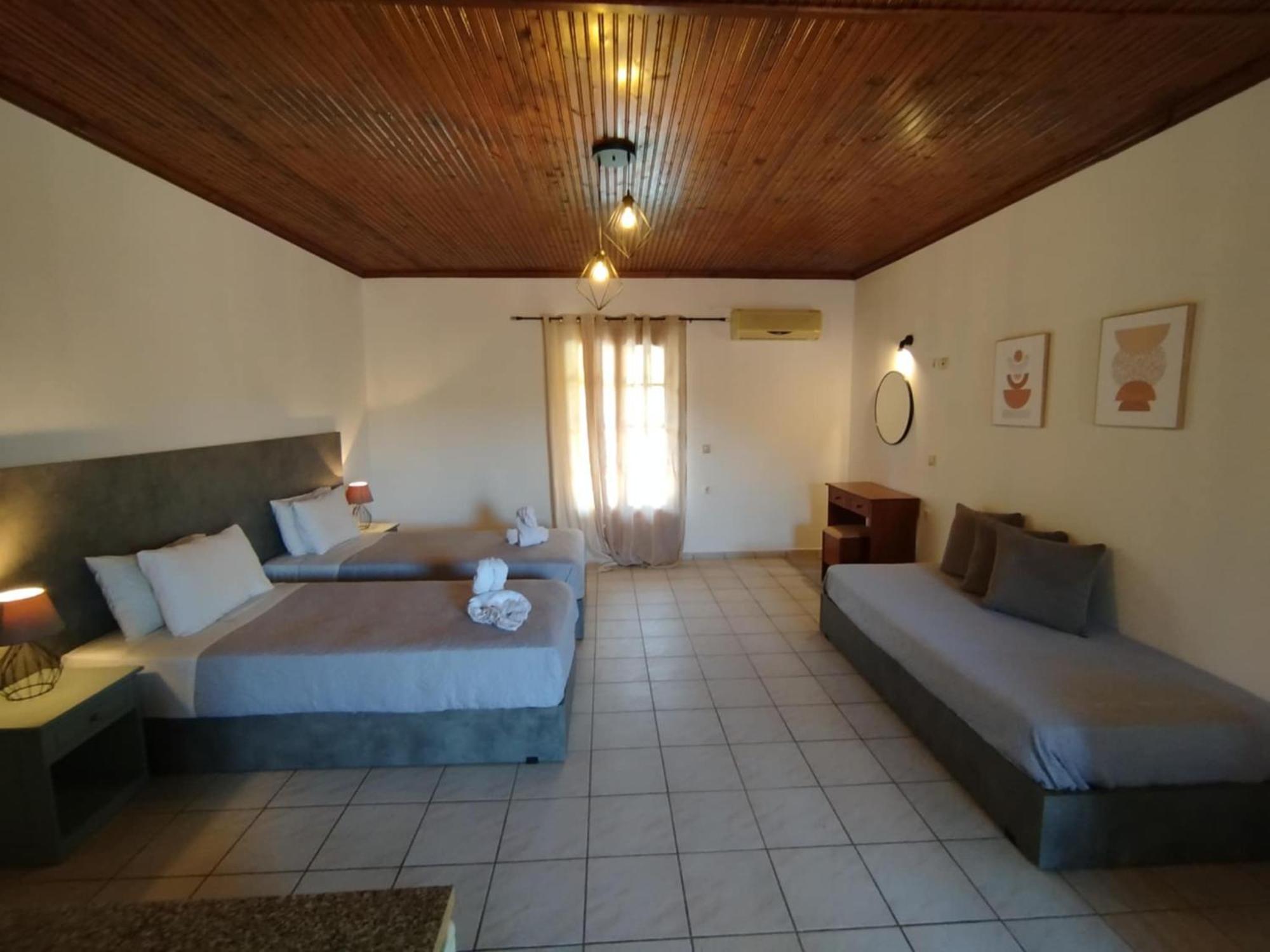 Alex Katerina Apartments ペロラデス エクステリア 写真